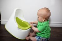 Hindari 5 Hal Ini Ketika Menerapkan Toilet Training pada Anak