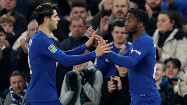 Tampil sebagai starter melawan Brighton, Michy Batshuayi gagal mencetak gol untuk The Blues.