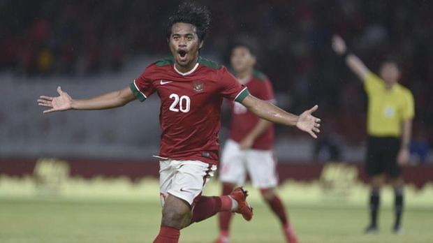 Ilham Udin Armaiyn sempat membawa Timnas Indonesia unggul atas Islandia.