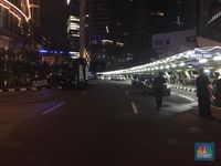 Koridor Lantai 1 Gedung BEI Ambruk, Banyak Korban Luka