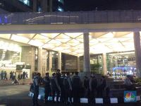 Koridor Lantai 1 Gedung BEI Ambruk, Banyak Korban Luka