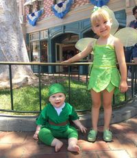 Bunda Ini Jago Banget Bikin Kostum Tokoh Disney, Kenalan Yuk