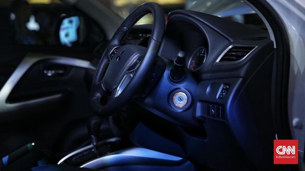 Interior Mitsubishi Pajero Sport rakitan lokal