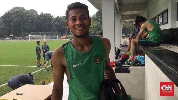 Zulfiandi menganggap Luis Milla pelatih dengan program yang bagus.
