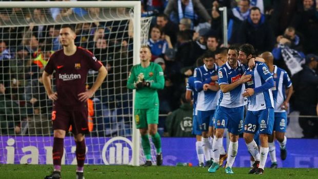 Barcelona kalah lewat gol Oscar Melendo pada menit ke-88.