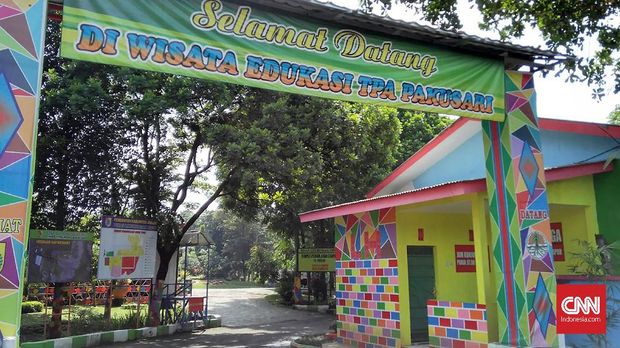 Tumpukan Sampah di TPA Pakusari Jember Jadi 'Objek Wisata'