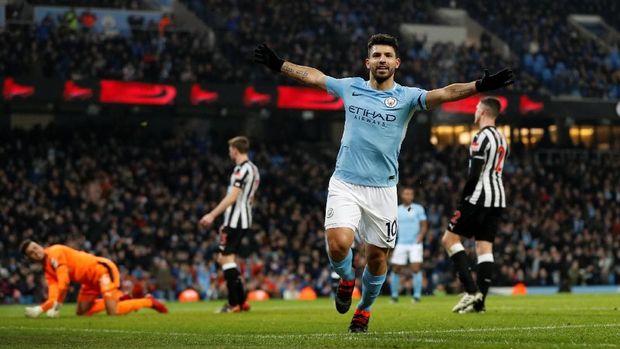 Sergio Aguero mencetak hattrick dan membawa ManCity menang 3-1 atas Newcastle United. (