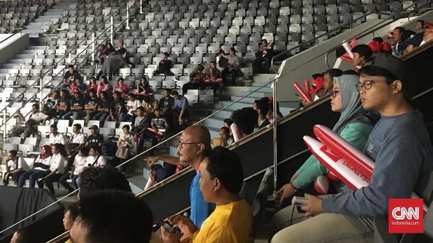 Indonesia Masters mash sepi penonton lantaran baru mempertandingkan babak pertama.