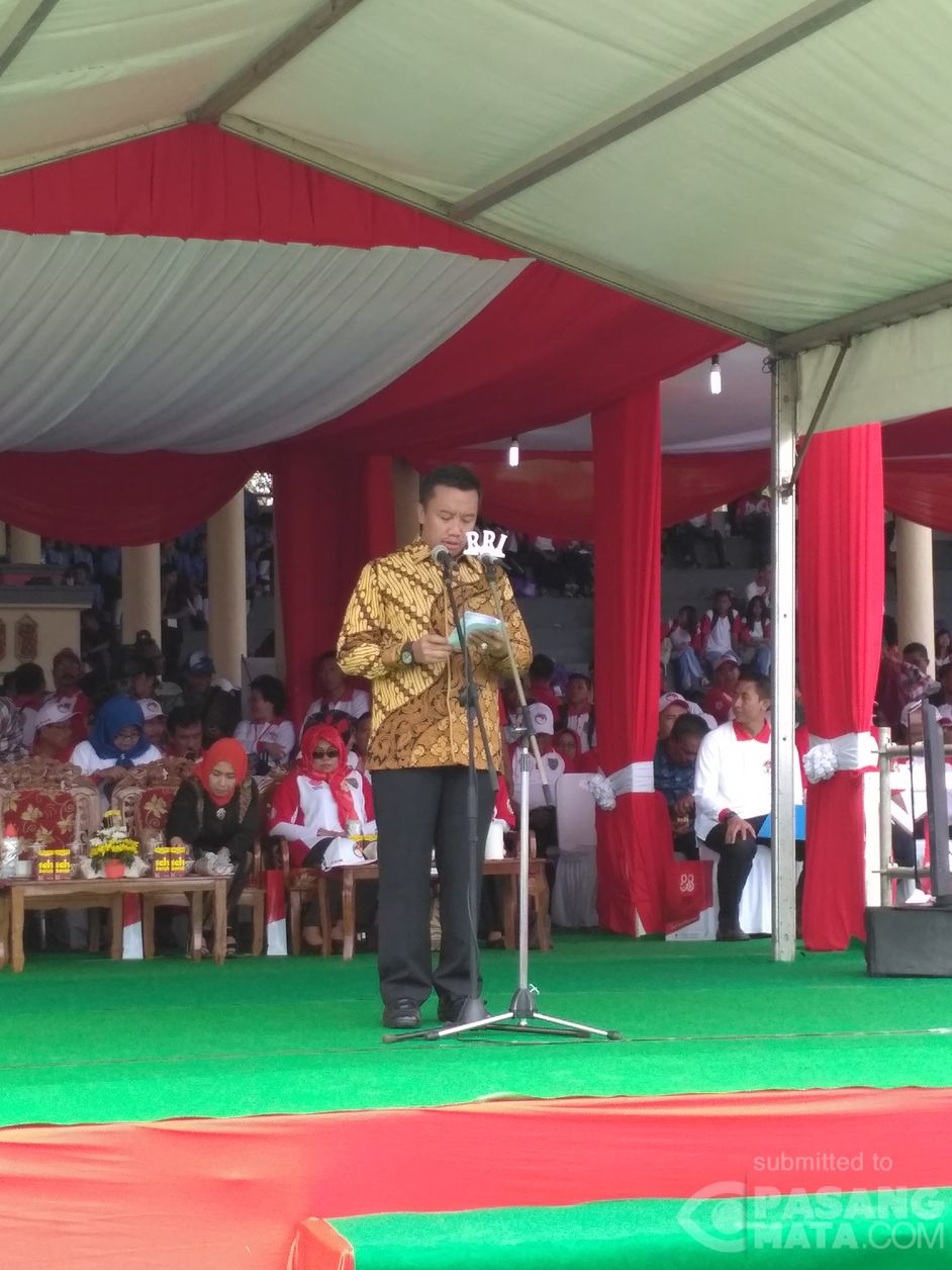 Menpora RI Meriahkan Acara Ikrar Bersama Anak Bangsa • # 