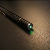Laser Pointer Juga Bisa Merusak Retina Mata