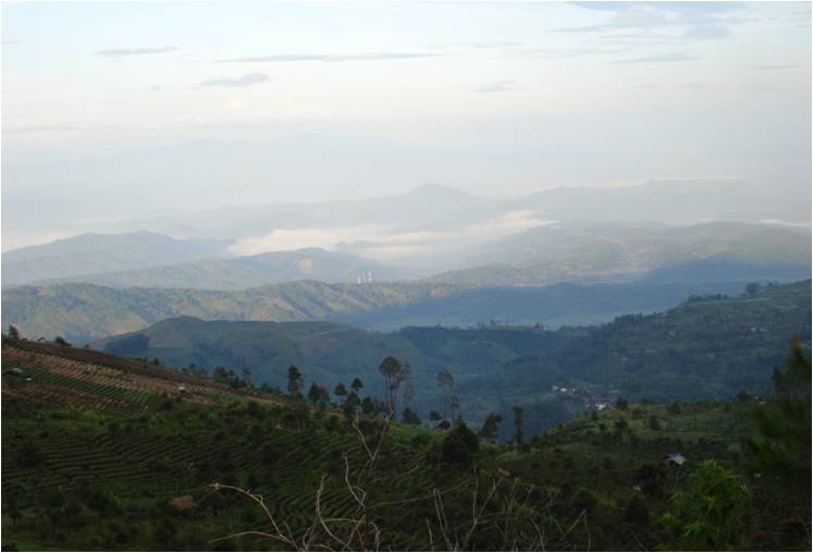  Gunung Ciremai Ekspedisi Menaklukan Puncak Tertinggi Jawa 
