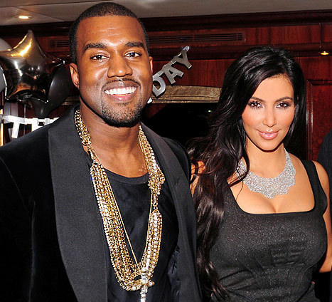 Kim Kardashian & Kanye West Akan Luncurkan Label Busana? Kim Kardashian & Kanye West Akan Luncurkan Label Busana?