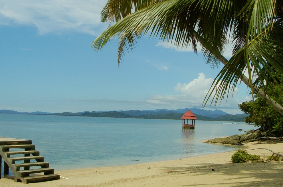 Wisata Segala Ada di Pantai Carocok Sumbar