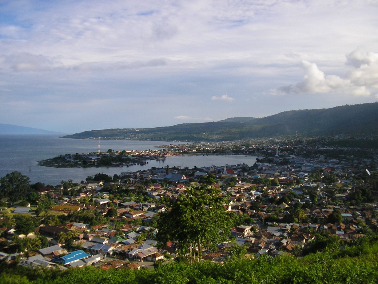 Luwuk Kota  Tersembunyi di  Sulawesi  Tengah 