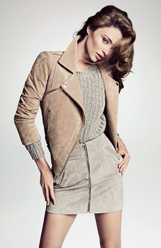 Foto: Lekuk Tubuh Seksi Miranda Kerr 6 Foto: Lekuk Tubuh Seksi Miranda Kerr 6