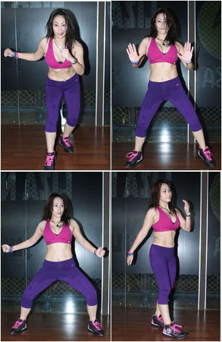 Foto: 7 Gaya Dansa Dalam Variasi Gerakan Zumba 1 Foto: 7 Gaya Dansa Dalam Variasi Gerakan Zumba 1