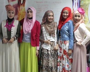 Hijab Hunt 2013 Memasuki Babak 100 Besar