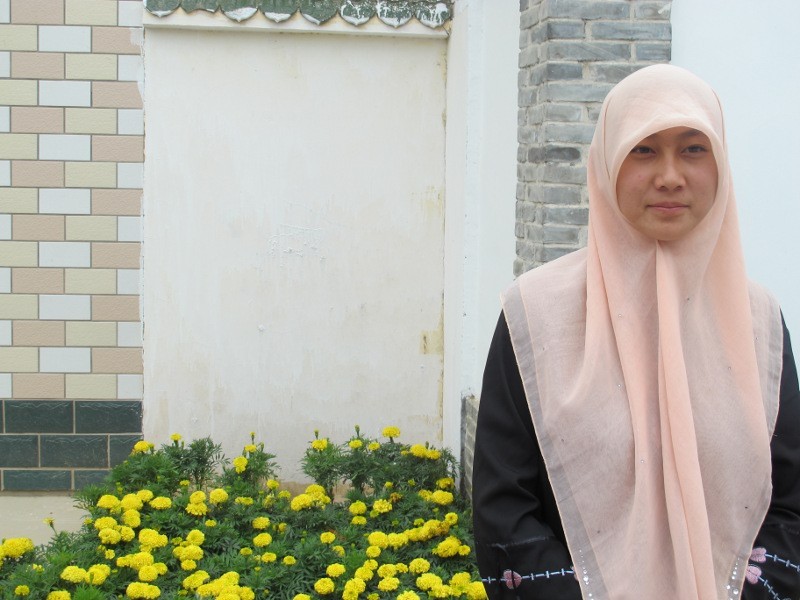 Cantiknya Gadis di Perkampungan Muslim China