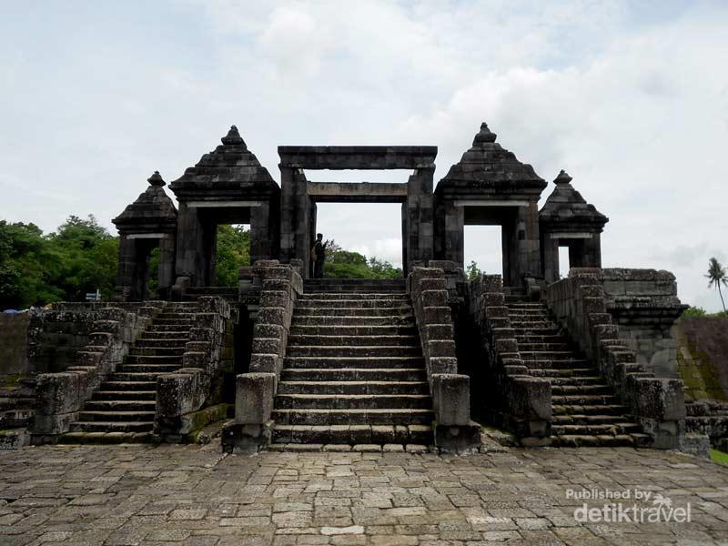 Menikmati Sore Yogyakarta di Candi Ratu Boko - 2