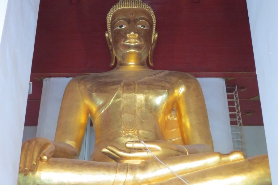 Ini Dia Patung Buddha Perunggu Paling Besar di Thailand