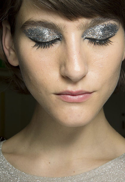 Inspirasi Make-up untuk ke Pesta dari London Fashion Week - 5