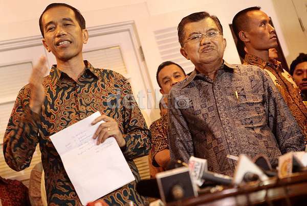 //images.detik.com/content/2014/09/22/1034/201106_jokowiumumkan1.jpg