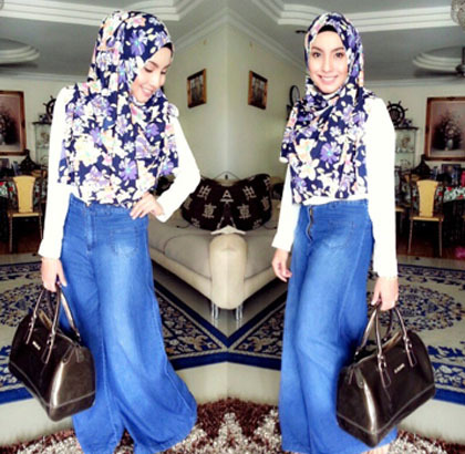 Hijab Style Tampil Feminin  dengan Rok  Panjang  Ala Si 