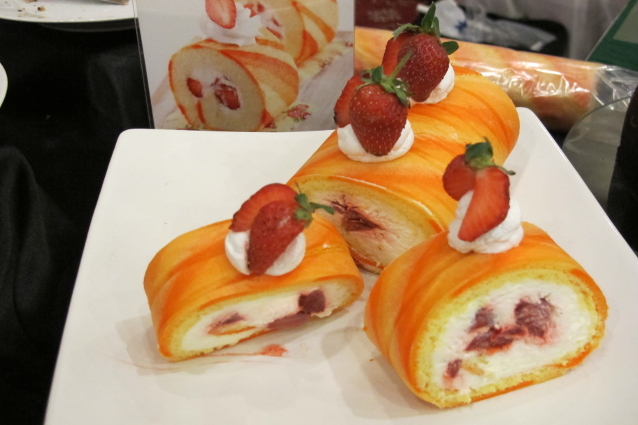 Pastry dengan Bit, Matcha dan Ombre a la Korea dan Jepang Pastry dengan Bit, Matcha dan Ombre a la Korea dan Jepang