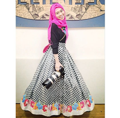  Hijab Style Gaya Feminin Fotografer Berhijab Afida Sukma 4