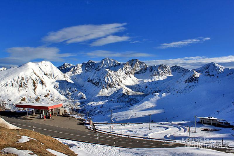 Andorra Negeri Tersembunyi di Jantung Eropa yang Seindah 