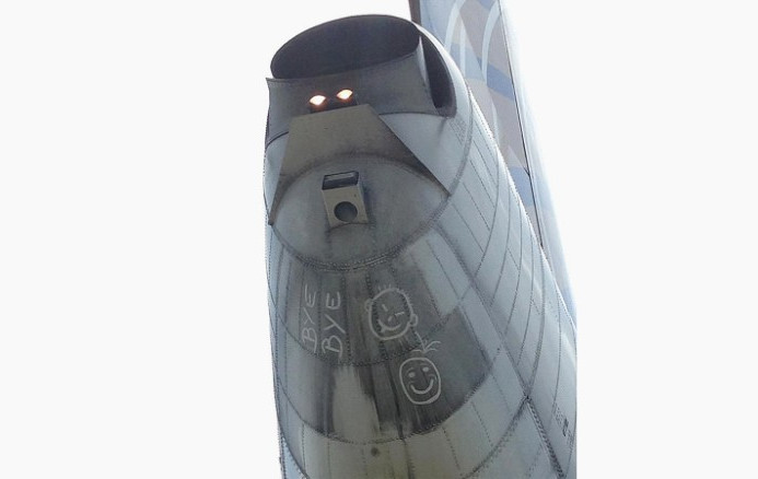 Ada Gambar Seram di Buntut Pesawat, Pramugari Ogah Terbang