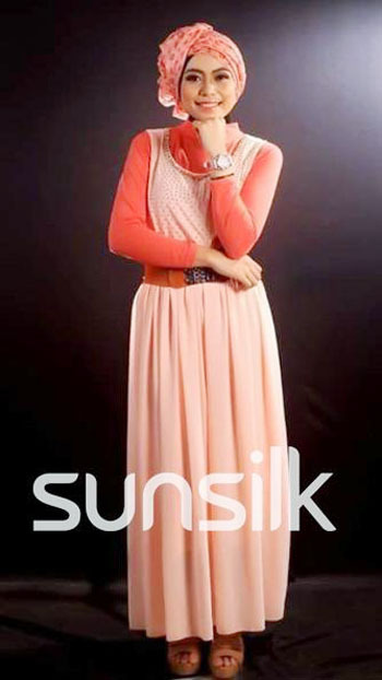 Gaya Manis Peserta Sunsilk Hijab Hunt 2015 dengan Busana 