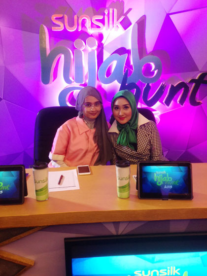 Foto: Shella Alaztha Tampil Serba Pink Saat Penjurian 