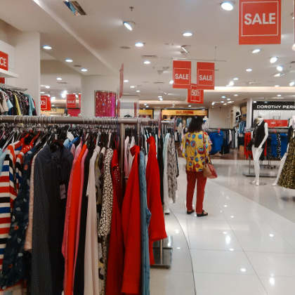 Debenhams Diskon Hingga 60% di Senayan City