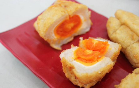 Pempek Hingga Martabak Juga Cocok Dipadukan dengan Telur Asin Pempek Hingga Martabak Juga Cocok Dipadukan dengan Telur Asin