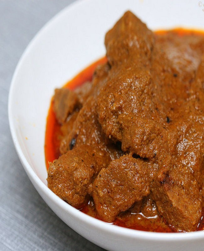 Lamaknyo Rendang Minang