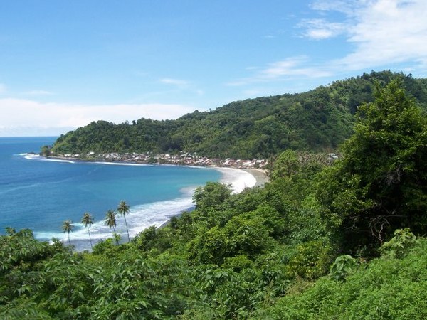 Tapaktuan, Kota Naga dengan Pantai Indah