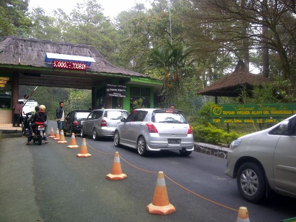 Akhir Pekan yang Sejuk di Tangkuban Perahu - 2