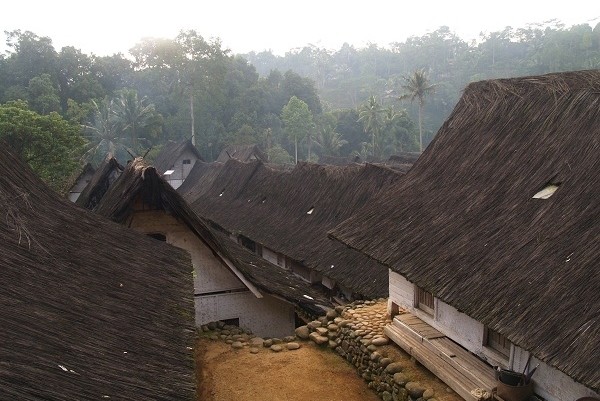 Potret Kampung Naga yang Mulai Disentuh Modernisasi