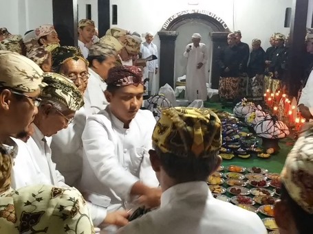 Tradisi Maulid Nabi Di Cirebon - Sumpah Pemuda '17