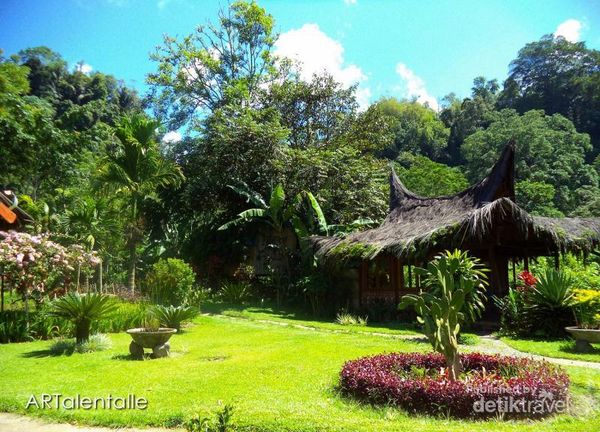 Taruko, Kafe Khas Minang di Lembah Ngarai Sianok - 8