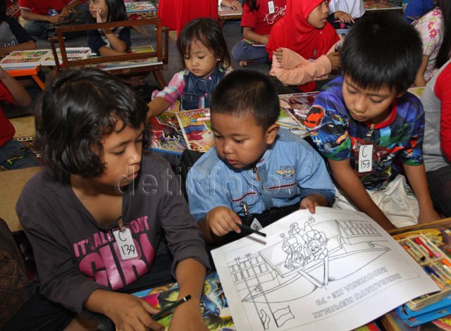 Ratusan Anak Mengikuti Lomba Mewarnai