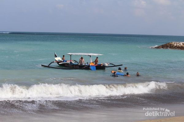 Liburan Singkat Nan Berkesan di Pantai Kuta, Bali - 10