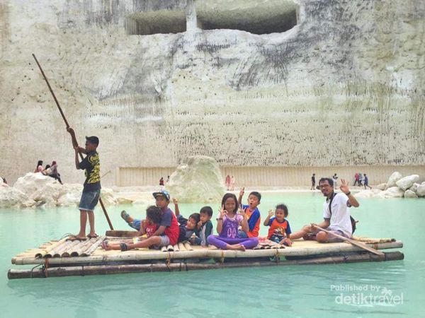 Keren! Potret Cantik Bukit Jaddih di Madura - 2