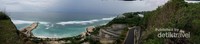Pantai Melasti dari tebing kapur Pantai Melasti dari tebing kapur