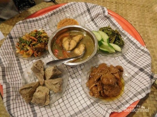 Ini Tempat Wisata Kuliner Jadul Tapi Nikmat di Belitung