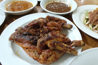 Ayam Bakar Taliwang Bersaudara Ayam Bakar Taliwang Bersaudara