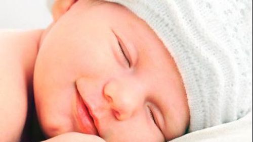 Baru Lahir, Pola Tidur Bayi Masih Harus Dibentuk Baru Lahir, Pola Tidur Bayi Masih Harus Dibentuk