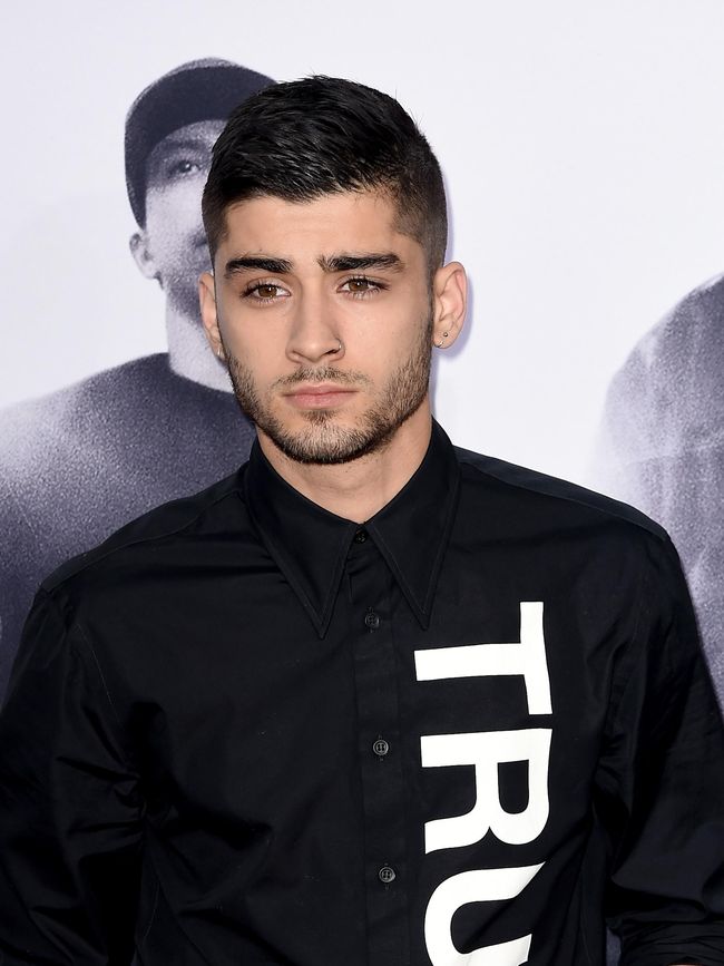 Zayn Malik Pria Berbusana Terbaik 2019