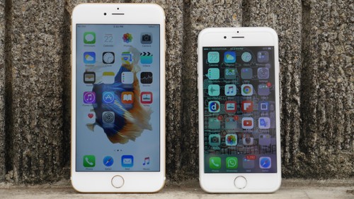 Pinang iPhone 7 atau Tunggu iPhone 8?